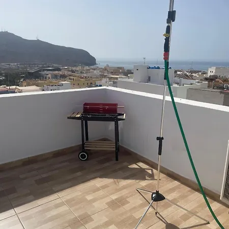 Edificio Juan Avila Cabrera بيت للعطل