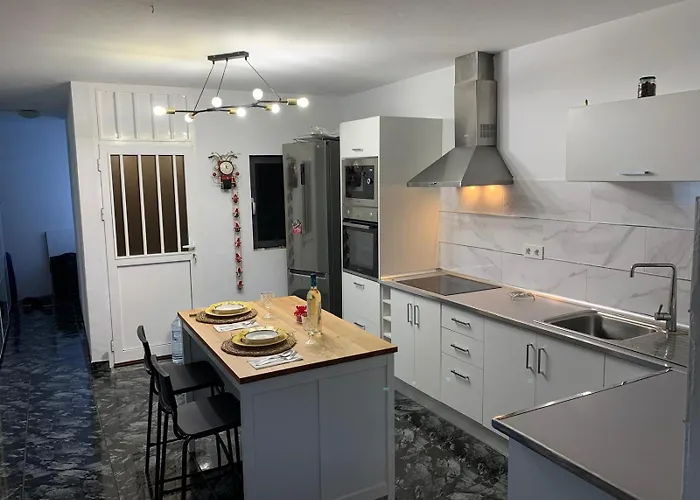 Edificio Juan Avila Cabrera בית נופש גראן טאראחל